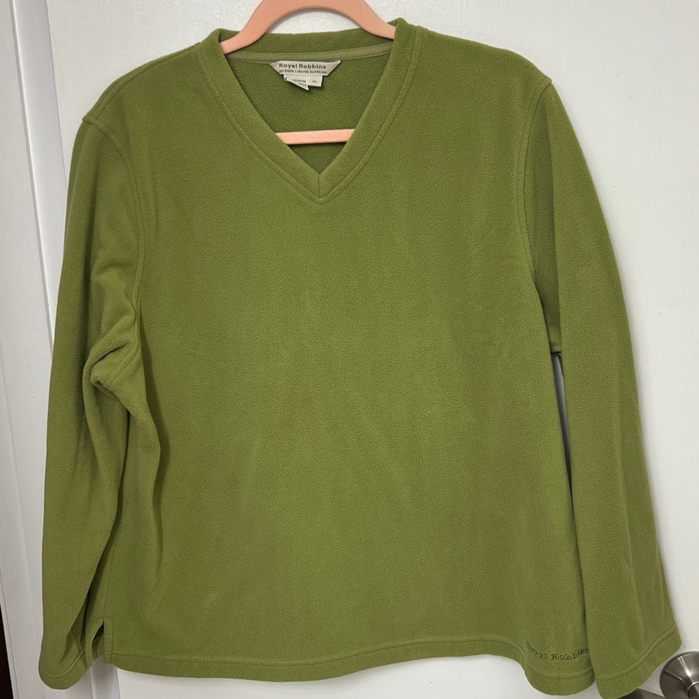 Royal Robbins, Women’s Long Sleeved V-neck fleece, Green, Sz. XL, VGUC